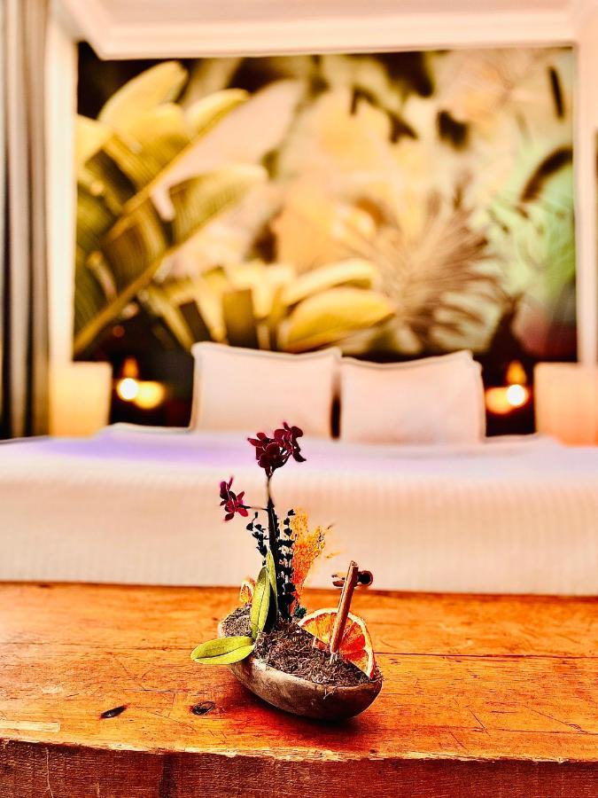 Mates Istiklal Suites Истанбул Екстериор снимка