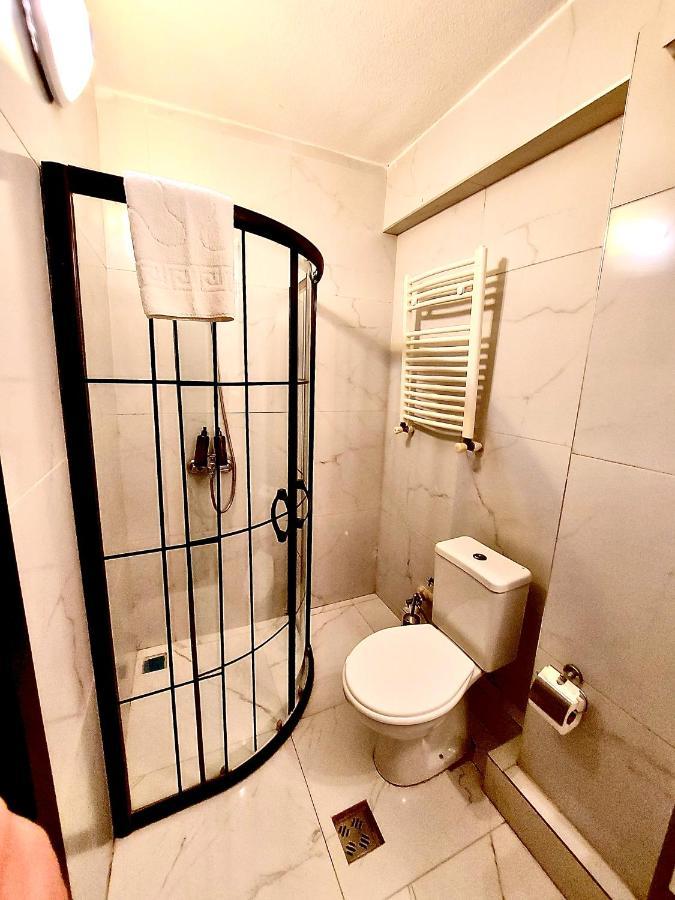 Mates Istiklal Suites Истанбул Екстериор снимка