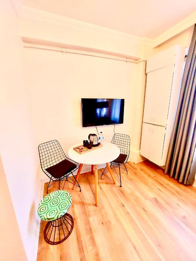 Mates Istiklal Suites Истанбул Екстериор снимка