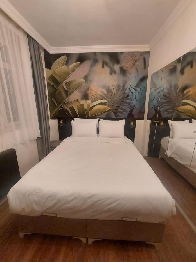 Mates Istiklal Suites Истанбул Екстериор снимка
