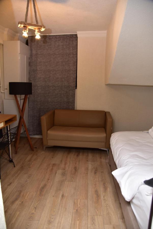 Mates Istiklal Suites Истанбул Екстериор снимка
